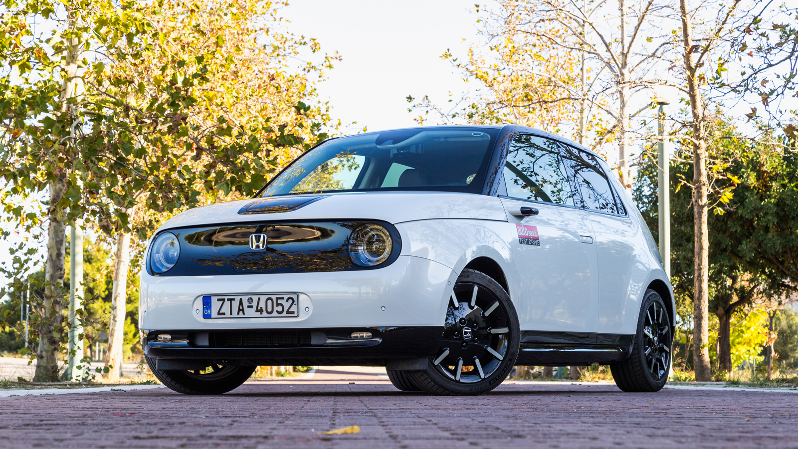 Το Honda e απέναντι στον ανταγωνισμό! Πόσο καλό είναι; 